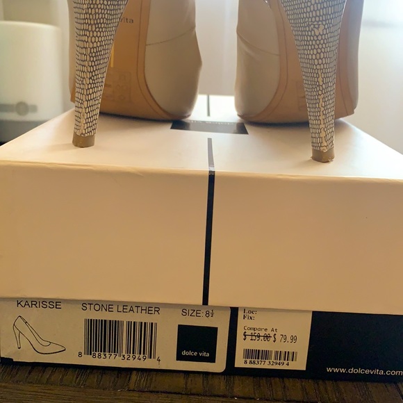 Dolce Vita Leather Pumps - Picture 9 of 10